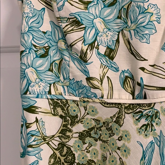 Ann Taylor loft floral dress Size 2p - Picture 4 of 6